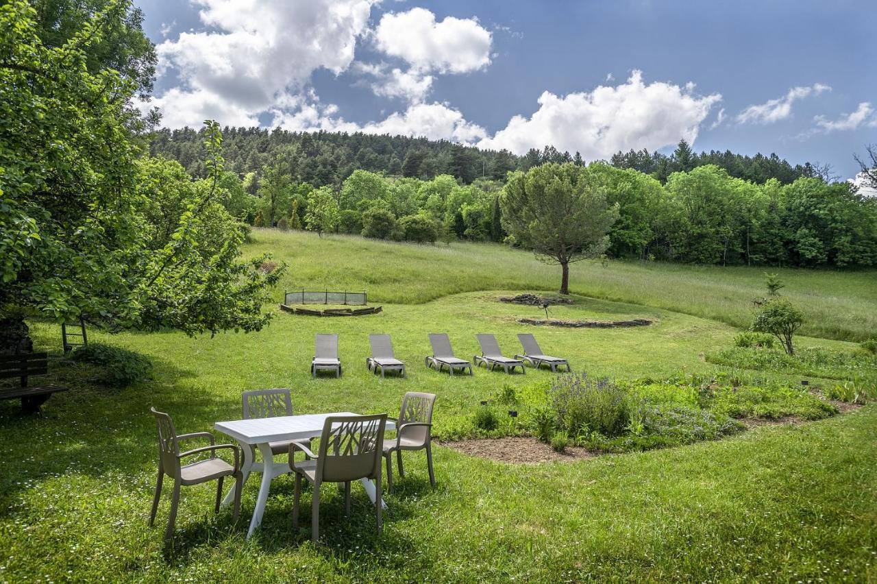 Logis Hotel Restaurant Le Mont Aigoual Меруес Екстериор снимка