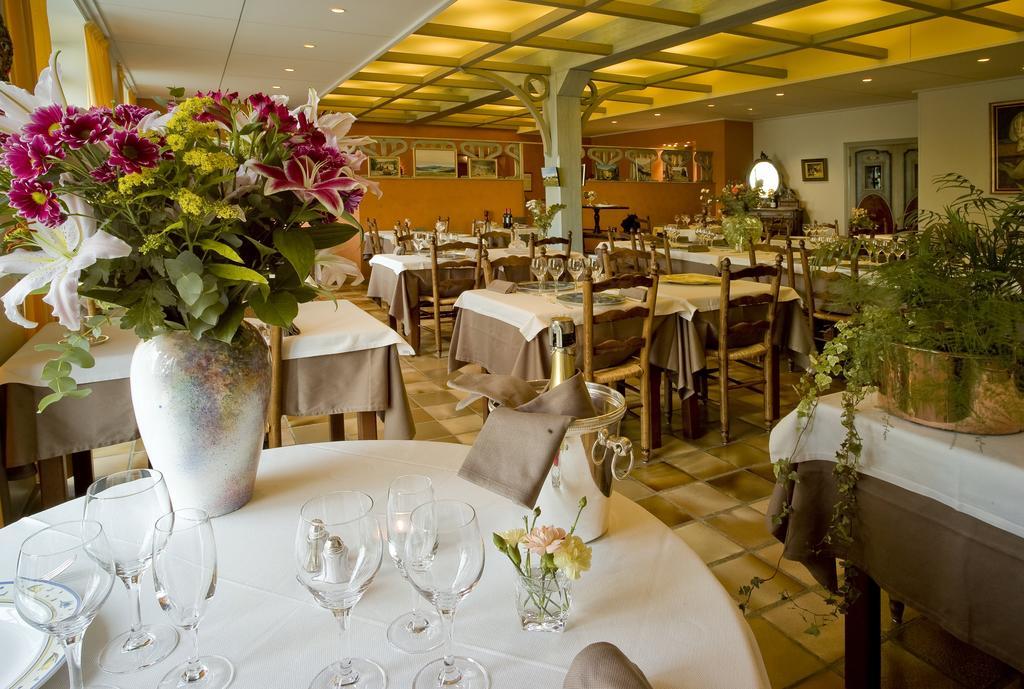 Logis Hotel Restaurant Le Mont Aigoual Меруес Екстериор снимка