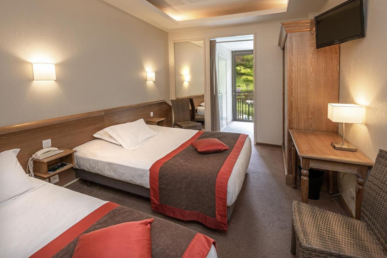 Logis Hotel Restaurant Le Mont Aigoual Меруес Екстериор снимка